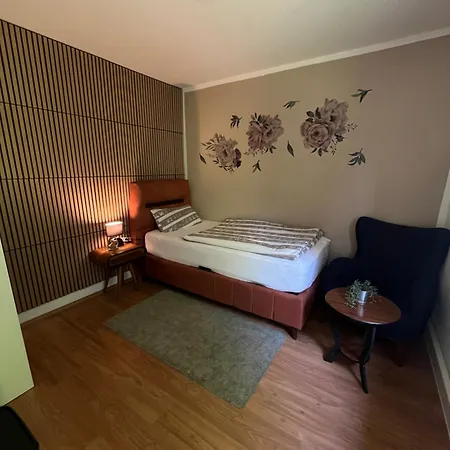 Ferienhaus Cassel Кассель